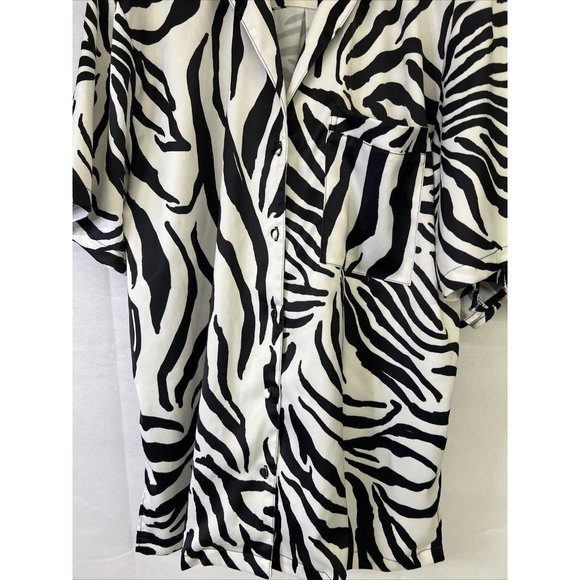 SET 2 pc Wrenn Button Front Shirt  AFRM brand White black short sleeve pocket M - Picture 2 of 7